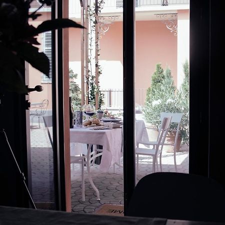 Appartamento Vacanze / Holiday Flat Farfalle&Rossobarbera Montegrosso d'Asti Exterior photo